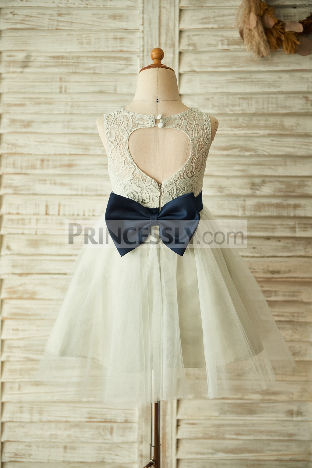 Princessly.com-K1003360 Keyhole Back Silver Gray Lace Tulle Wedding Flower Girl Dress with Bow Belt-31