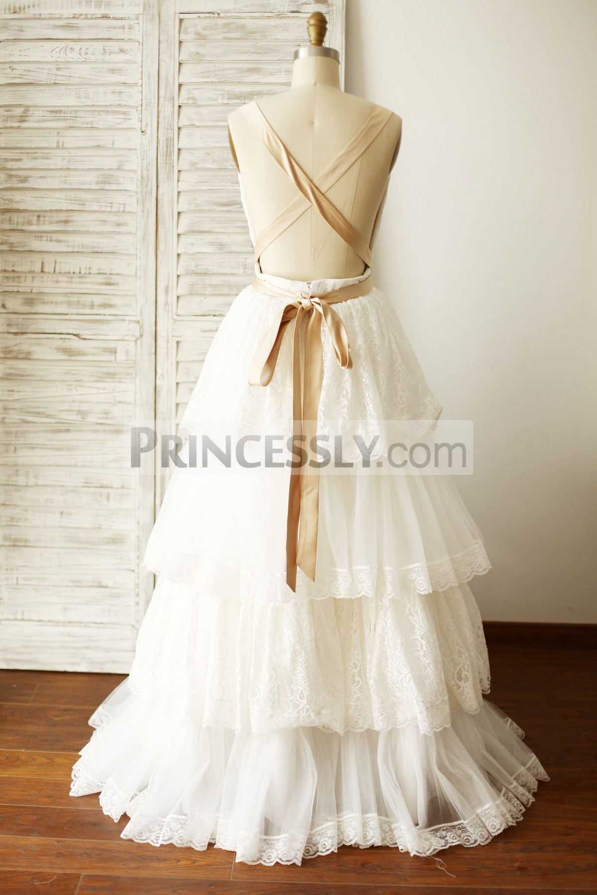 Princessly.com-K1000101-Boho Beach Ivory Lace Tulle Plunging Neck Backless Wedding Dress-31