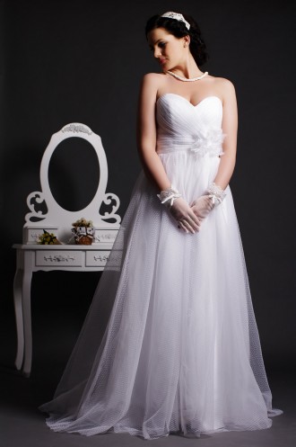 A-line Strapless Sweetheart Empire Waist Layered Pleats Sweep Tulle Wedding Dress w/ Flower