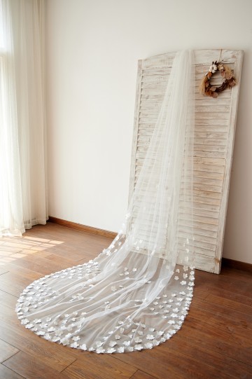 Princessly.com-K1003976-Handmade Flowers 3M Long Cathedral Wedding Bridal Veil-20
