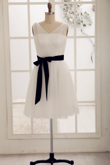 Princessly.com-K1000064-Simple V Neck Tulle Short Knee Length Bridesmaid Dress-20