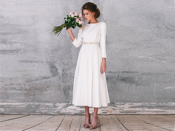5 Wedding Dresses Ideas For Romantic And Dreamy Fall Wedding