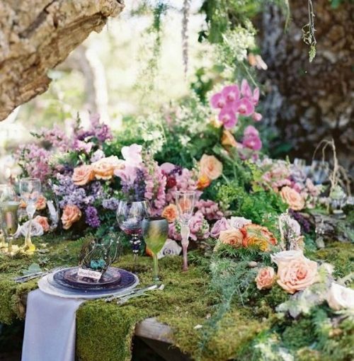 6 Romantic Ideas For A Dreamy Enchanted Forest Wedding