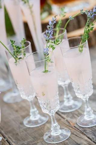 5 Amazing Drinks To Serve At Your Wedding