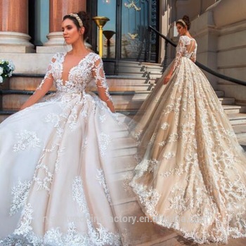 What are the best wedding dresses for chubby brides?