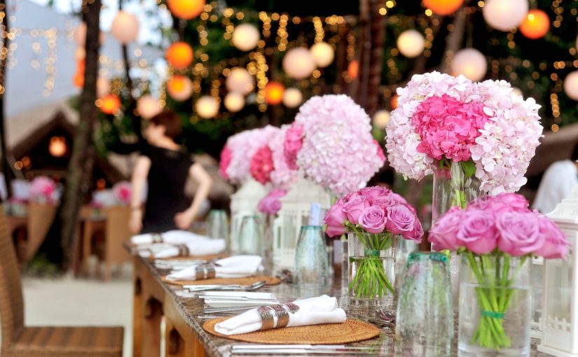 25 Smart Ways to Save Money on Your Wedding